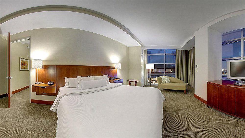 The Westin Memphis Beale Street Hotel Eksteriør billede